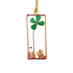 Four Leaf Clover Necklace Gold Leaf